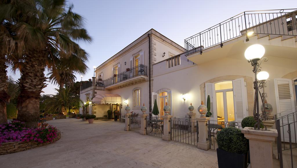 Charme Hotel Villa Principe Fitalia Fanusa Exterior foto